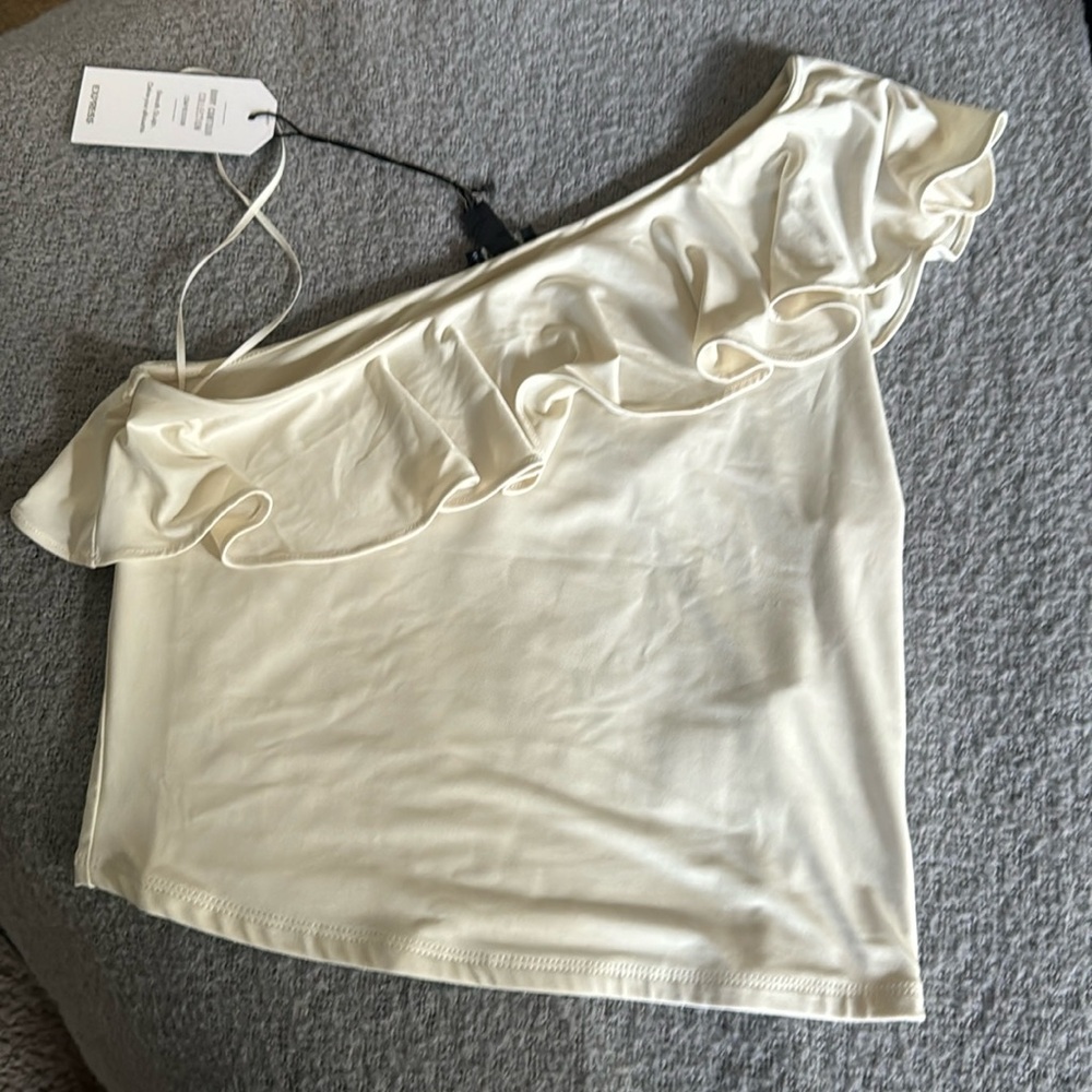 Express one shoulder crop top